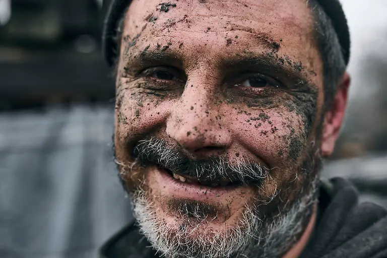 b95d2b5cba9bce9115a24bd0915b2f67