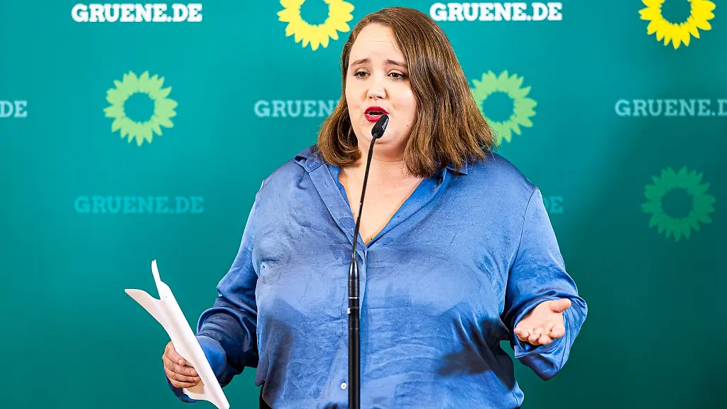 Ricarda-Lang-Gruene-spricht