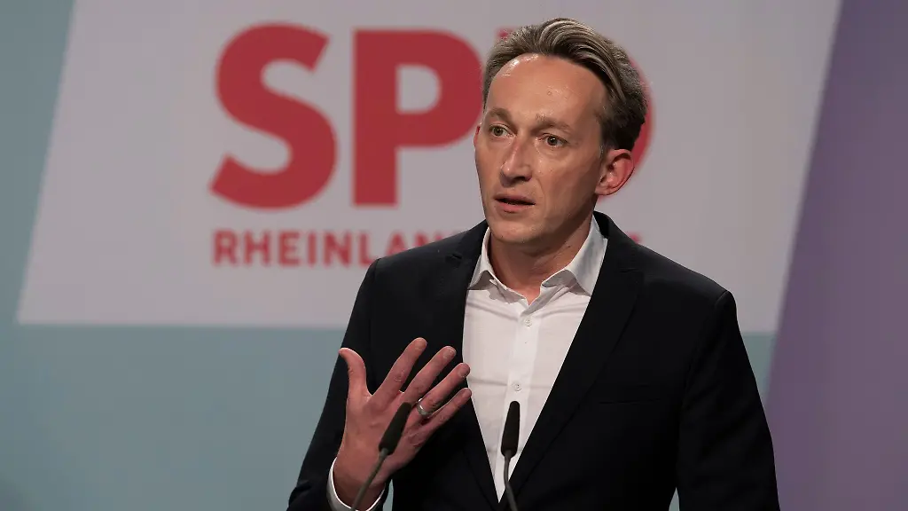 Marc-Ruland-neuer-SPD-Generalsekretaer-von-Rheinland-Pfalz-spricht