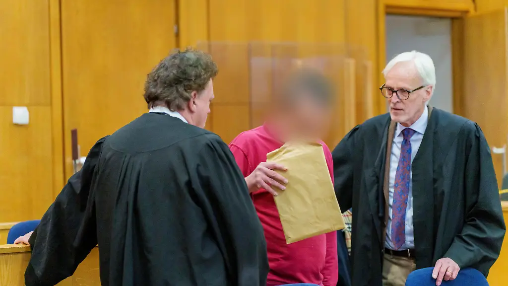 36ec3fc51fabeedf4f3ce777375ae9a0