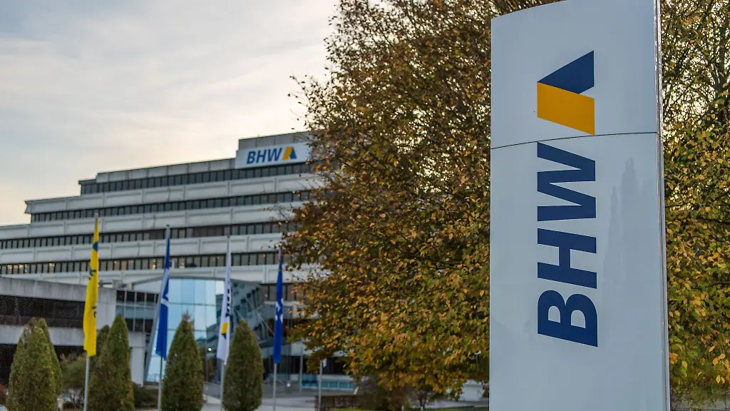 Der-Bundesverband-der-Verbraucherzentralen-hat-die-BHW-Bausparkasse-verklagt-weil-diese-ein-jaehrliches-Entgelt-von-12-Euro-berechnet-hatte