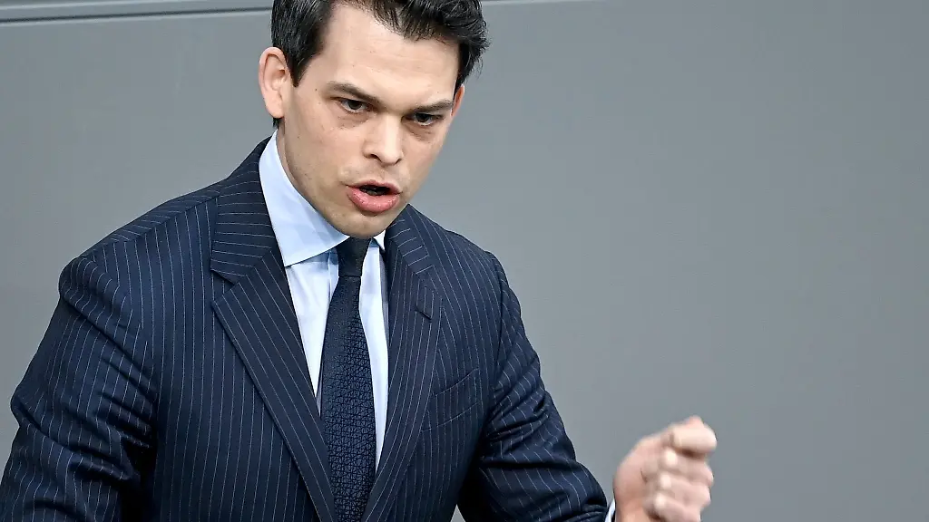 Christoph-Ploss-Vorsitzender-der-CDU-Hamburg