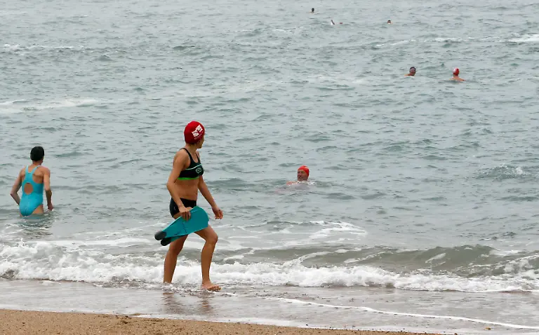 2015-12-18T120000Z-1324291982-LR2EBCI12UYGF-RTRMADP-3-FRANCE-WEATHER