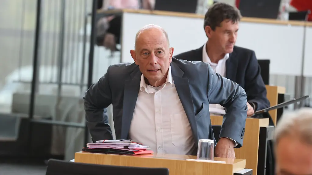 Wolfgang-Tiefensee-SPD-Wirtschaftsminister-in-Thueringen