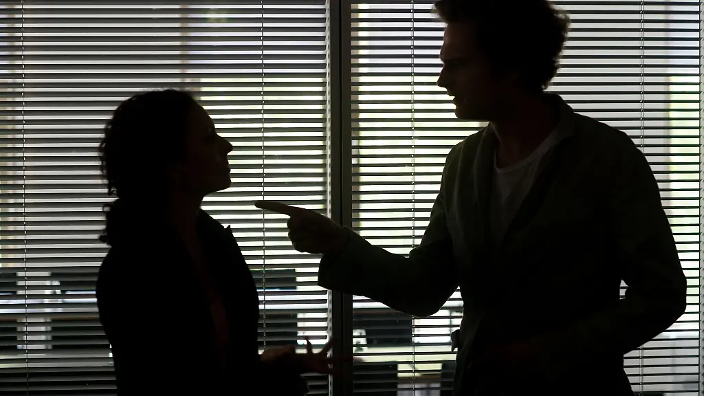 Beleidigen-bedrohen-oder-anschreien-Verbale-Gewalt-am-Arbeitsplatz-sollten-Betroffene-offiziell-melden-selbst-bei-kleinsten-Vorfaellen