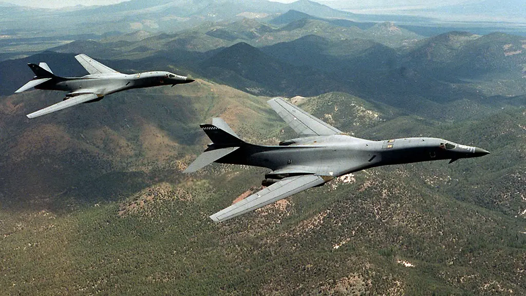 2001-10-07T120000Z-246836154-PBEAHUKXLEE-RTRMADP-3-B-1B-1