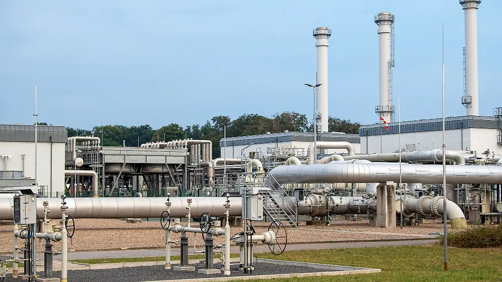 Die-Anlage-des-Erdgasspeichers-in-Rehden-Die-Gasspeicher-in-Deutschland-sind-gut-gefuellt