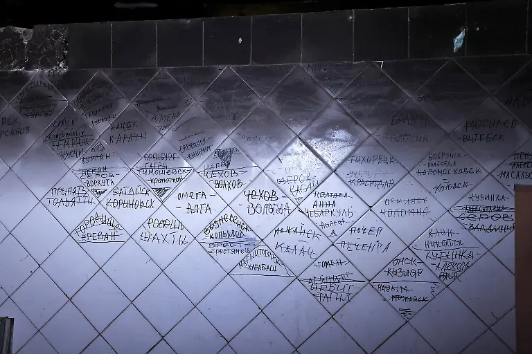 2022-10-26T105555Z-1998999763-RC2AWW90LQUO-RTRMADP-3-UKRAINE-CRISIS-RUSSIA-BASE