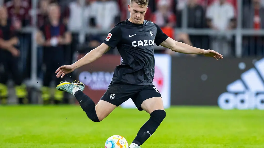 Freiburgs-Matthias-Ginter-in-Aktion