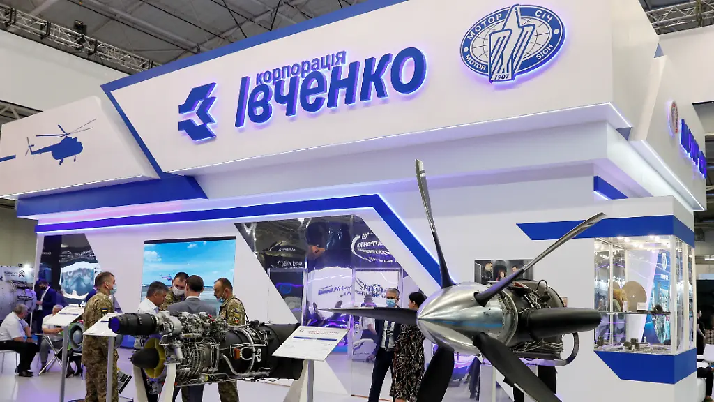 2022-10-22T224425Z-165882280-RC2L6X9C5TAN-RTRMADP-3-UKRAINE-CRISIS-MOTORSICH