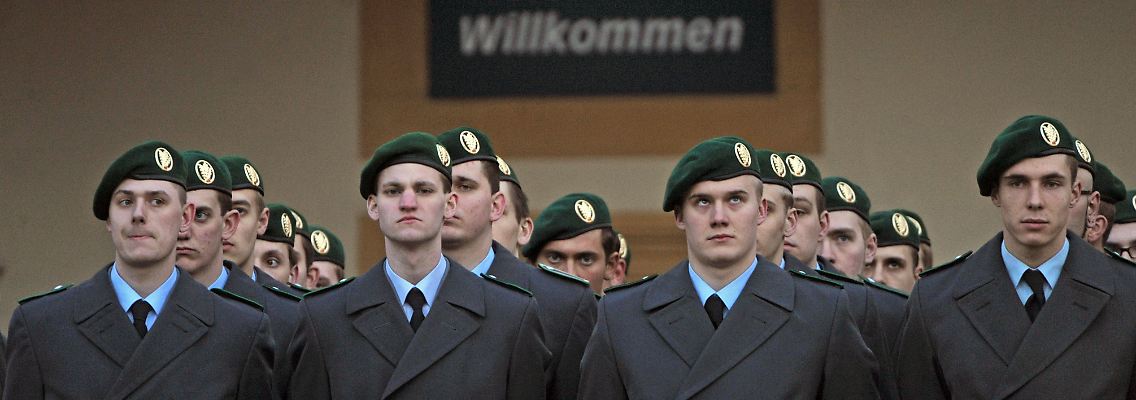 Die letzten Thüringer Wehrpflichtigen legen am 9. Februar auf Schloss Friedenstein in Gotha ihr Gelöbnis ab.