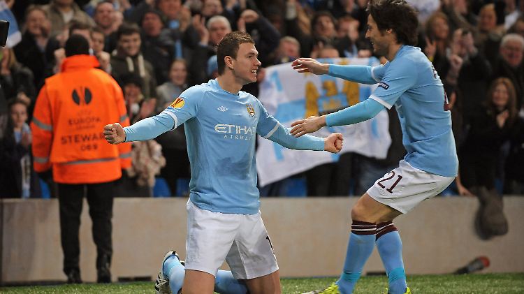 Mister Doppelpack: Edin Dzeko erzielte die ersten beiden Man-City-Tore gegen Aris Saloniki.
