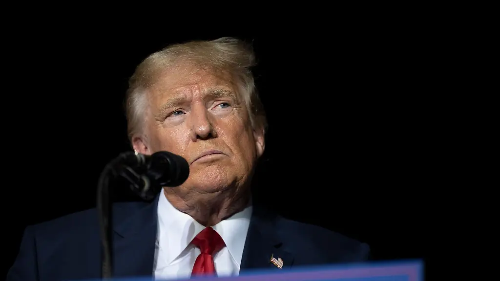 Ex-Praesident-Donald-Trump-bewahrte-Verschlusssachen-bei-sich-Zuhause-auf