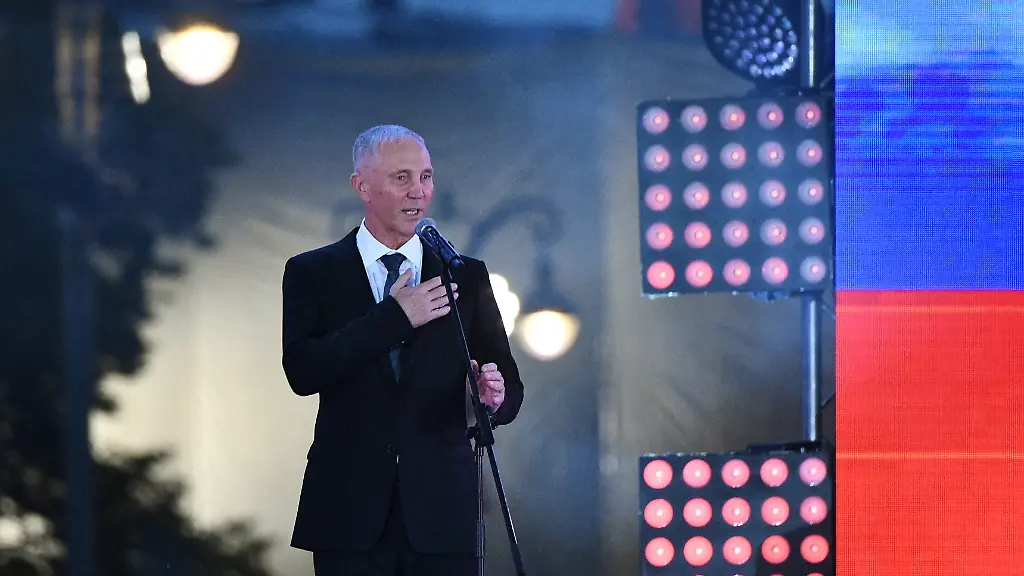 2022-09-30T173612Z-49236853-RC2TRW9DYMNI-RTRMADP-3-UKRAINE-CRISIS-MOSCOW-ONCERT