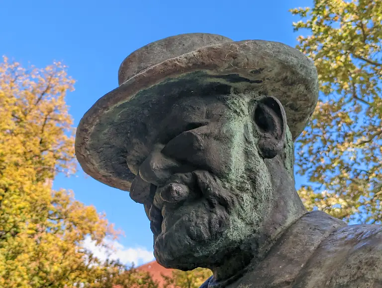 PXL-20221009-133942771