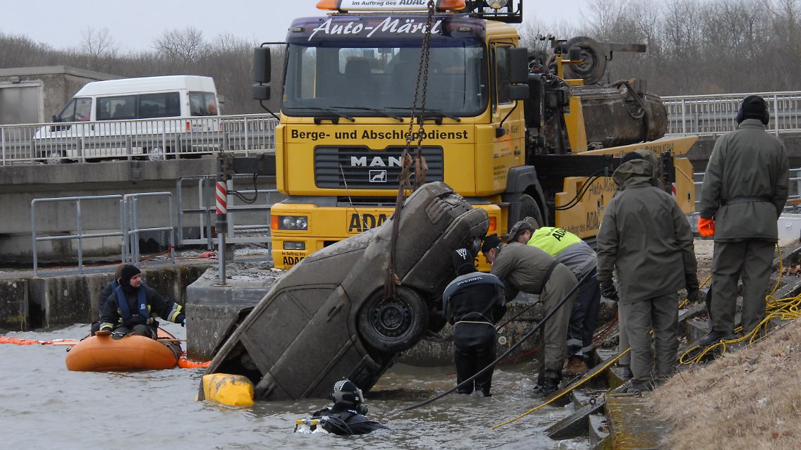 Erst 2009 fand die Polizei das Auto mit dem Leichnam des Landwirtes.