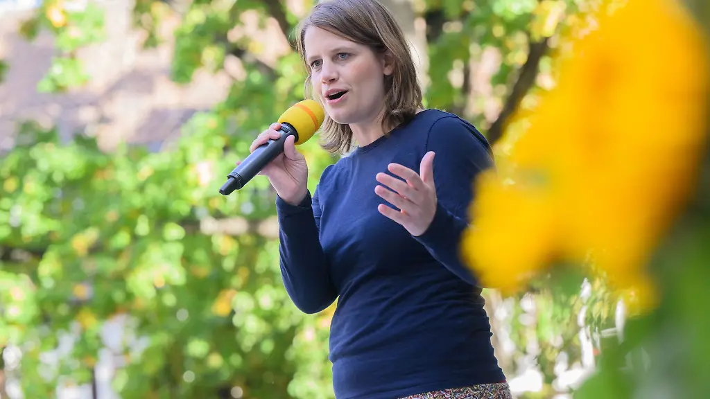 Julia-Willie-Hamburg-Spitzenkandidatin-der-Gruenen-bei-der-Landtagswahl