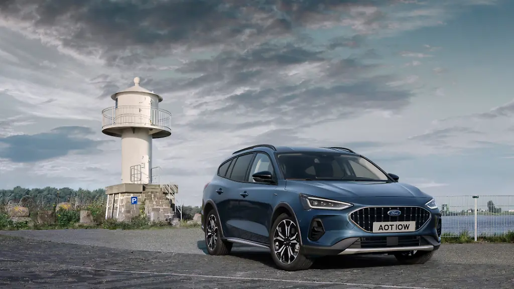 2021-FORD-FOCUS-ACTIVE-OUTDOOR-01