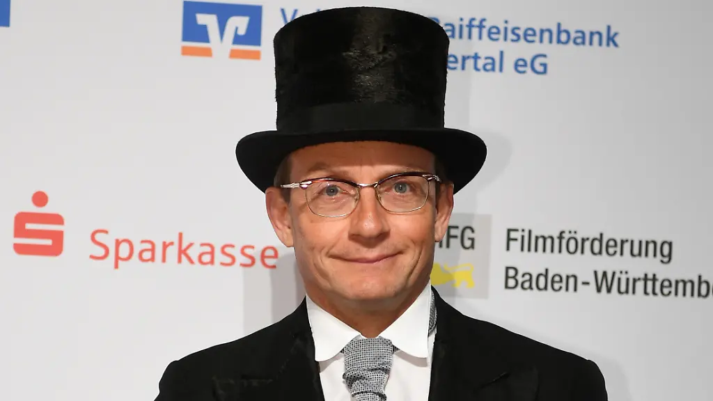 cf2d371a135b49a6e6b089ae66ca90a3