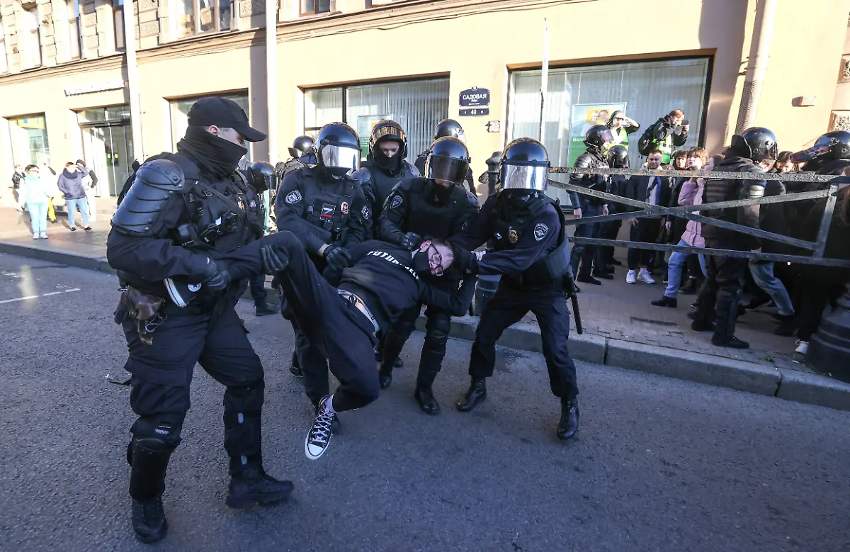 468e83398c42f1bfbbf351a8306beda8