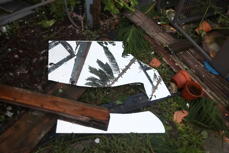 2022-09-29T152226Z-742463814-RC2ZQW9WMOA6-RTRMADP-3-STORM-IAN-FLORIDA