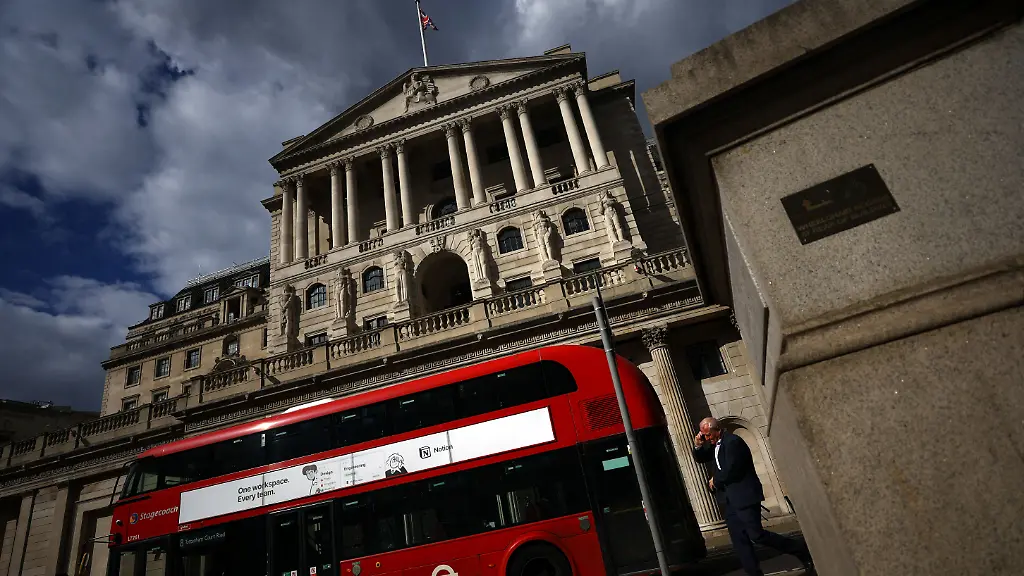 248b1ae688cd9ad93d1ae32101e8749a