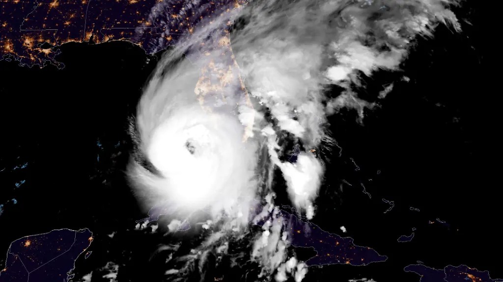 Dieses-von-der-National-Oceanic-and-Atmospheric-Administration-NOAA-zur-Verfuegung-gestellte-Satellitenbild-zeigt-den-Hurrikan-Ian-ueber-dem-Golf-von-Mexiko