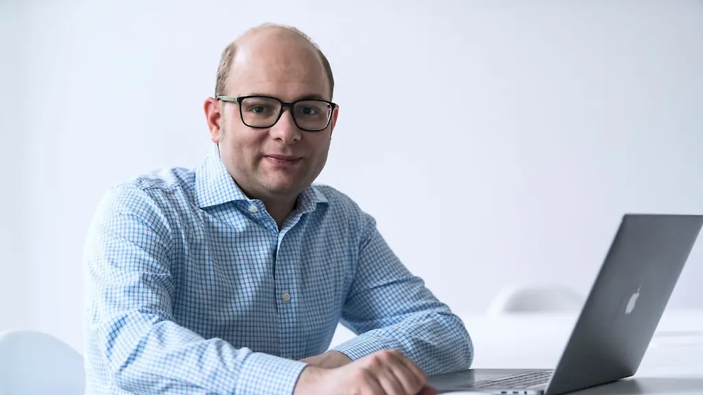 bastian-nominacher-jpg