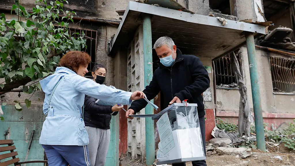 b06410ad9316985e4713b17b0b067449