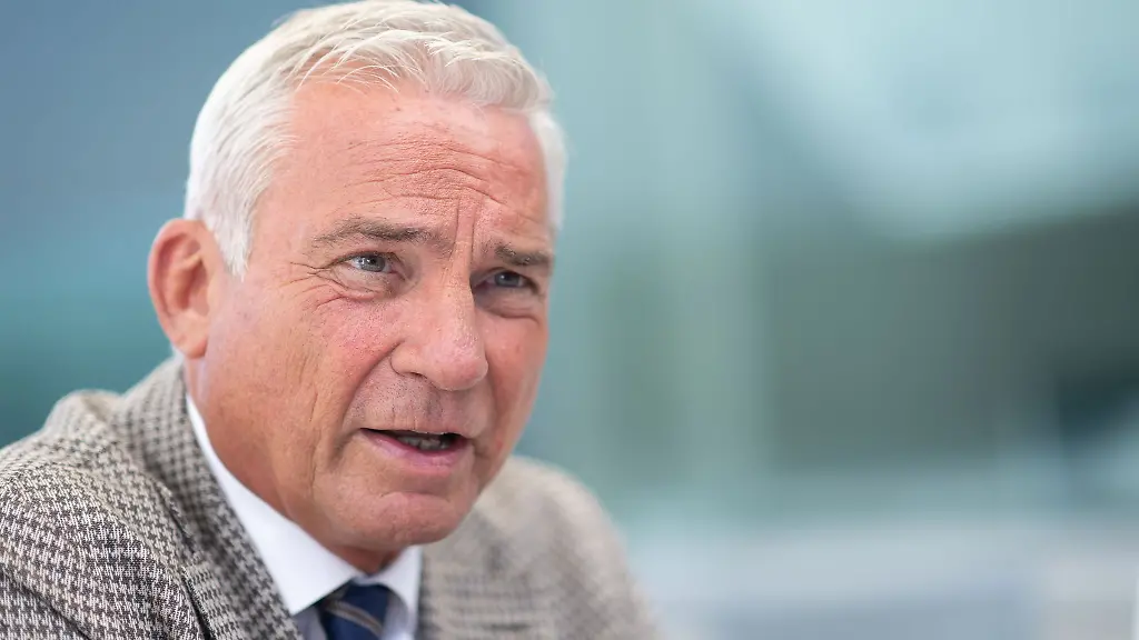 Thomas-Strobl-CDU-Innenminister-von-Baden-Wuerttemberg-nimmt-an-einem-Gespraech-mit-der-dpa-teil