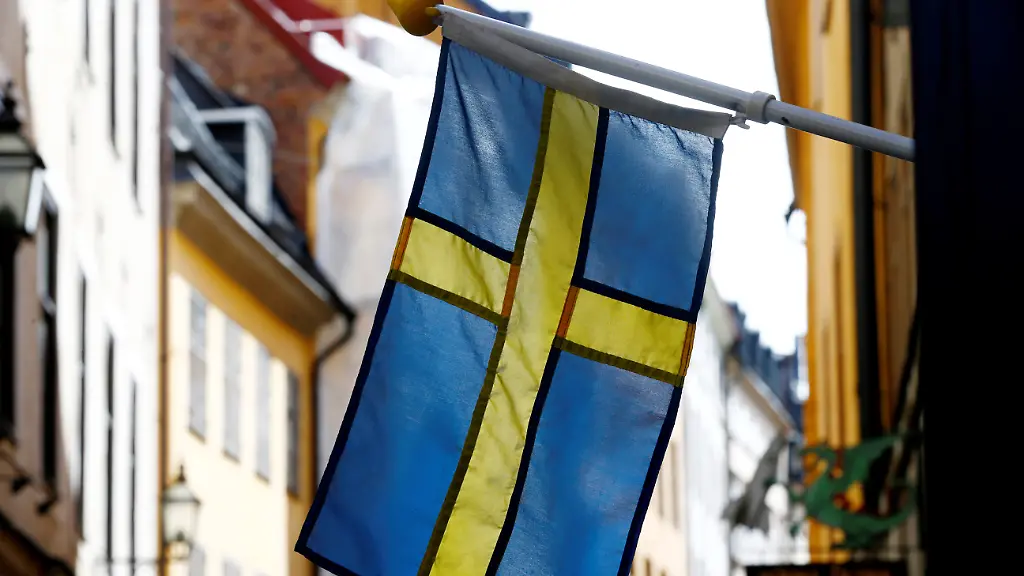 2017-05-07T120000Z-2115885322-RC1BA4D95840-RTRMADP-3-SWEDEN-TOURISM