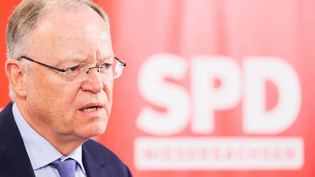 Stephan-Weil-Spitzenkandidat-seiner-Partei-fuer-die-anstehende-Landtagswahl-in-Niedersachsen