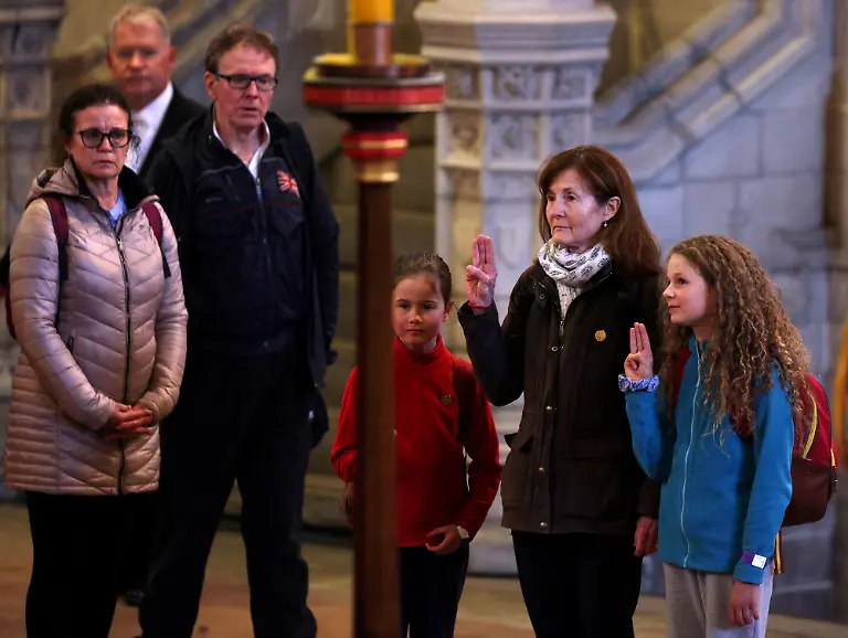 3ab5c46cb3edadf101682fd34502c324