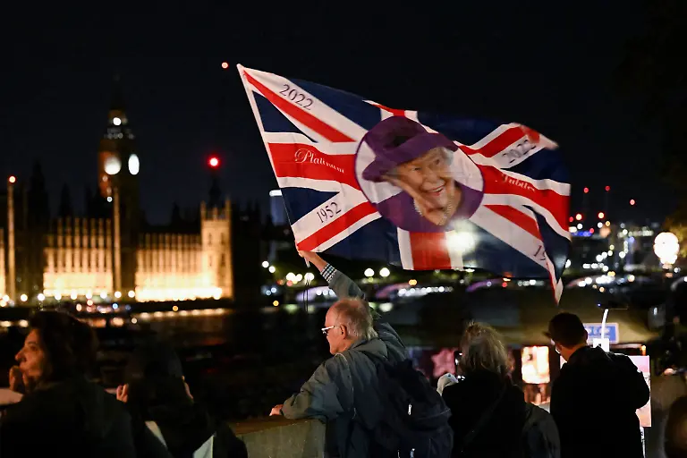 46bf8abef1d4de7a7a03eea97e64505a