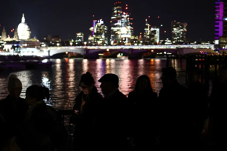 f8bd9a9f311bb4652ebe7d4cb053731b