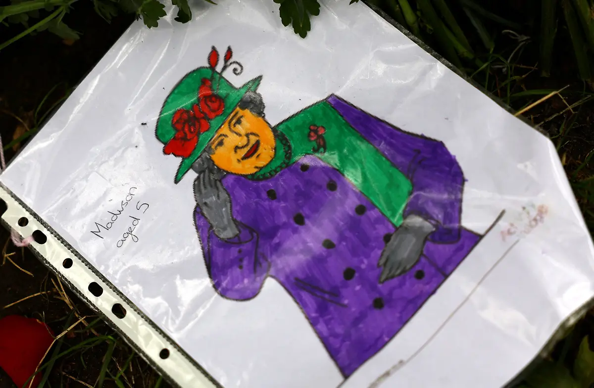 2022-09-15T171824Z-289524554-RC2PHW9KUIYF-RTRMADP-3-BRITAIN-ROYALS-QUEEN