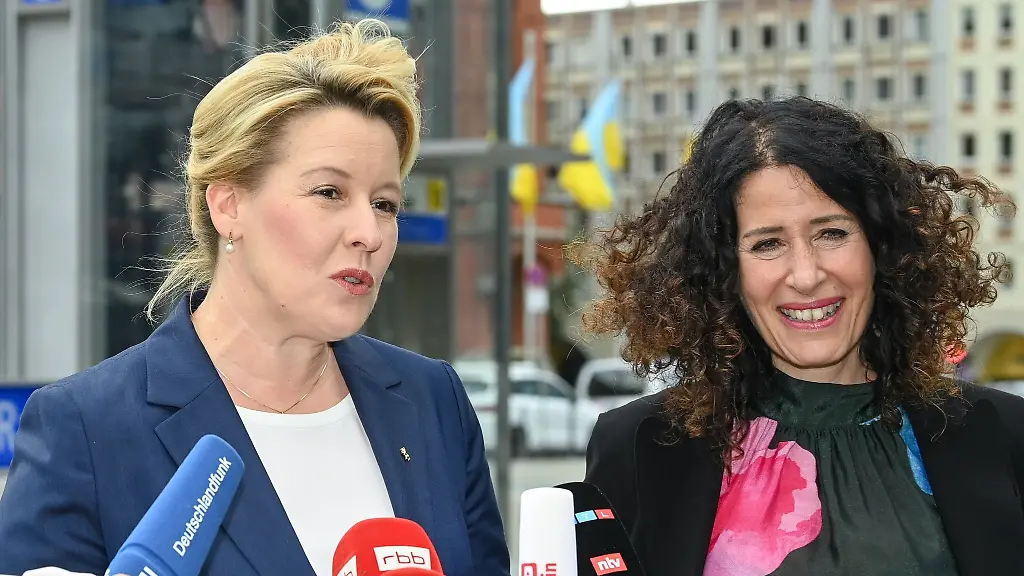 Franziska-Giffey-l-SPD-Regierende-Buergermeisterin-und-Bettina-Jarasch-Buendnis90-Die-Gruenen-Umweltsenatorin