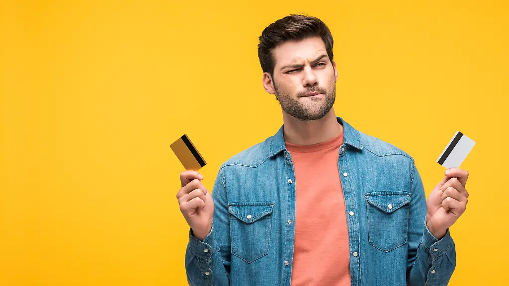 Der-Kreditkarten-Vergleich-zeigt-welche-Boni-aktuell-moeglich-sind