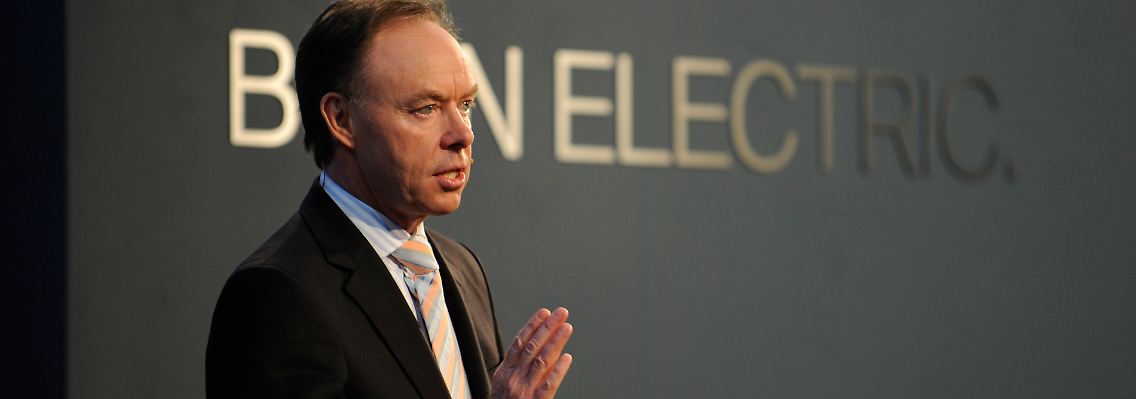 Bei BMW zuständig für den Vertrieb: Ian Robertson, hier bei der Präsentation der neuen Markentochter "BMW i".