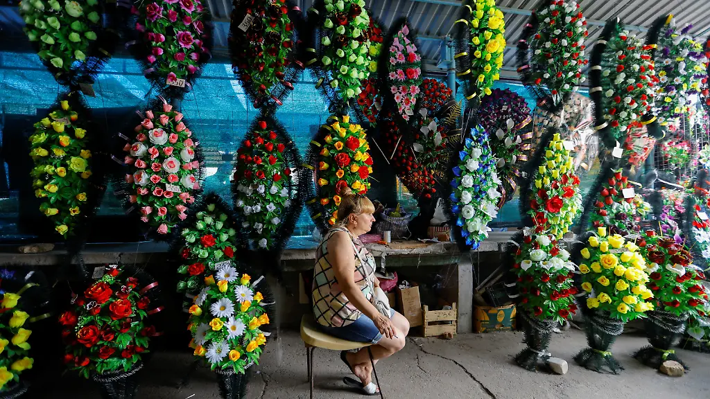 2022-07-27T142123Z-375782987-RC2LJV9C21HR-RTRMADP-3-UKRAINE-CRISIS-KHERSON-REGION-1