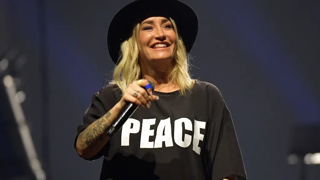 Die-Saengerin-Sarah-Connor-steht-auf-der-Buehne