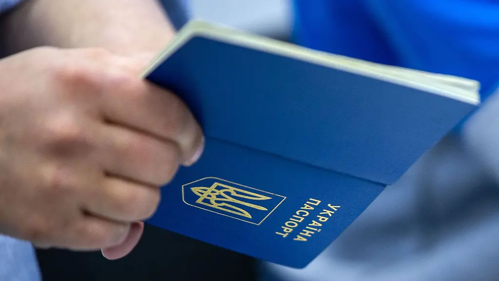 Ein-ukrainischer-Reisepass