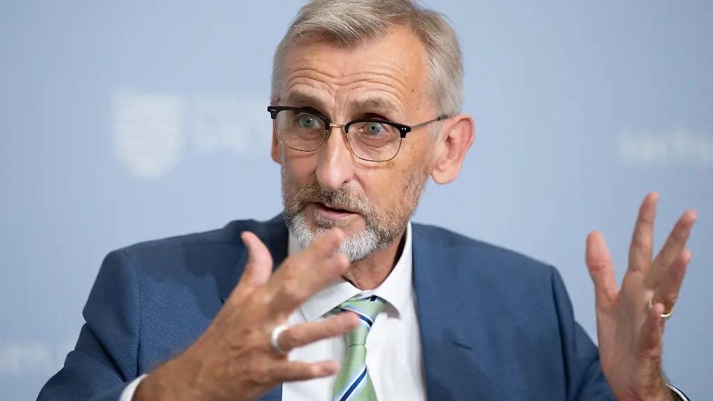 Armin-Schuster-CDU-Innenminister-von-Sachsen