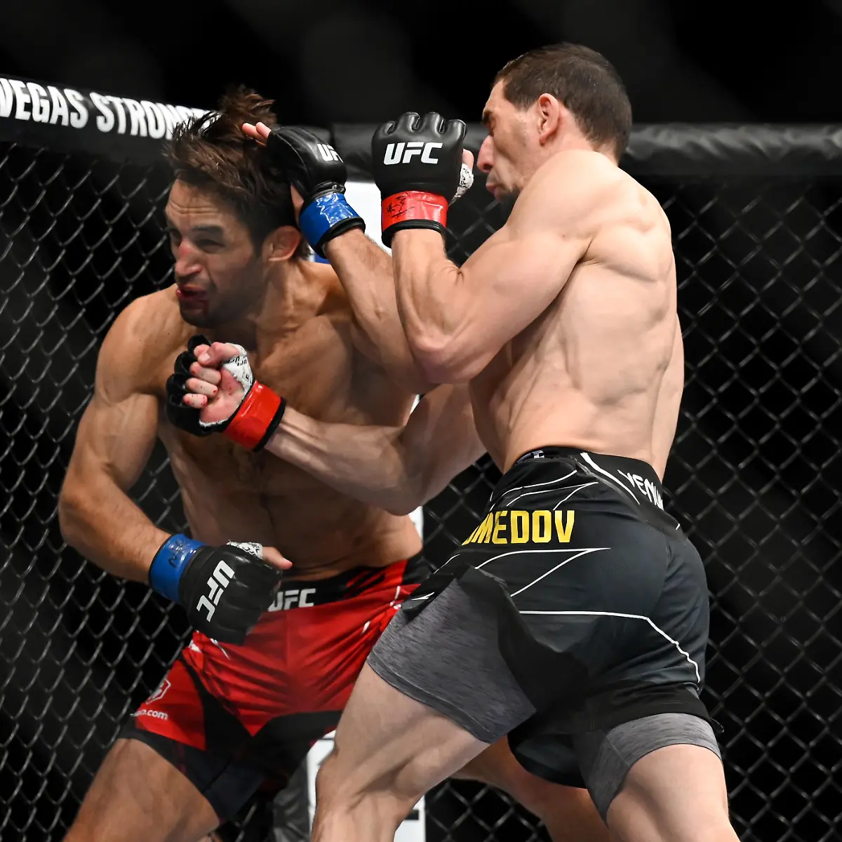 2022-09-03T185839Z-2051867369-MT1USATODAY18979363-RTRMADP-3-MMA-UFC-FIGHT-NIGHT-MAGOMEDOV-VS-STOLTZFUS