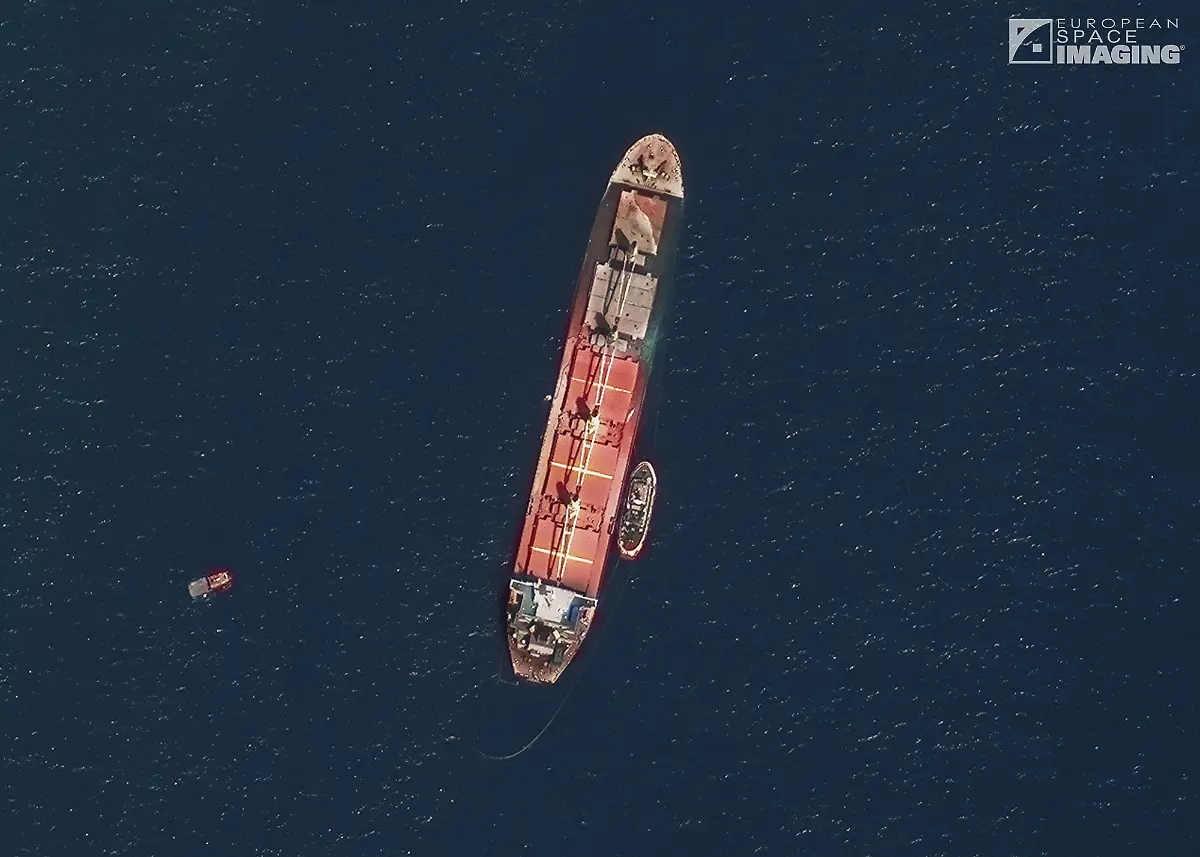 2022-09-01-Schiff-Zoom-31AUG2022-WV3-Gibraltar-OS35-EH-EUSI