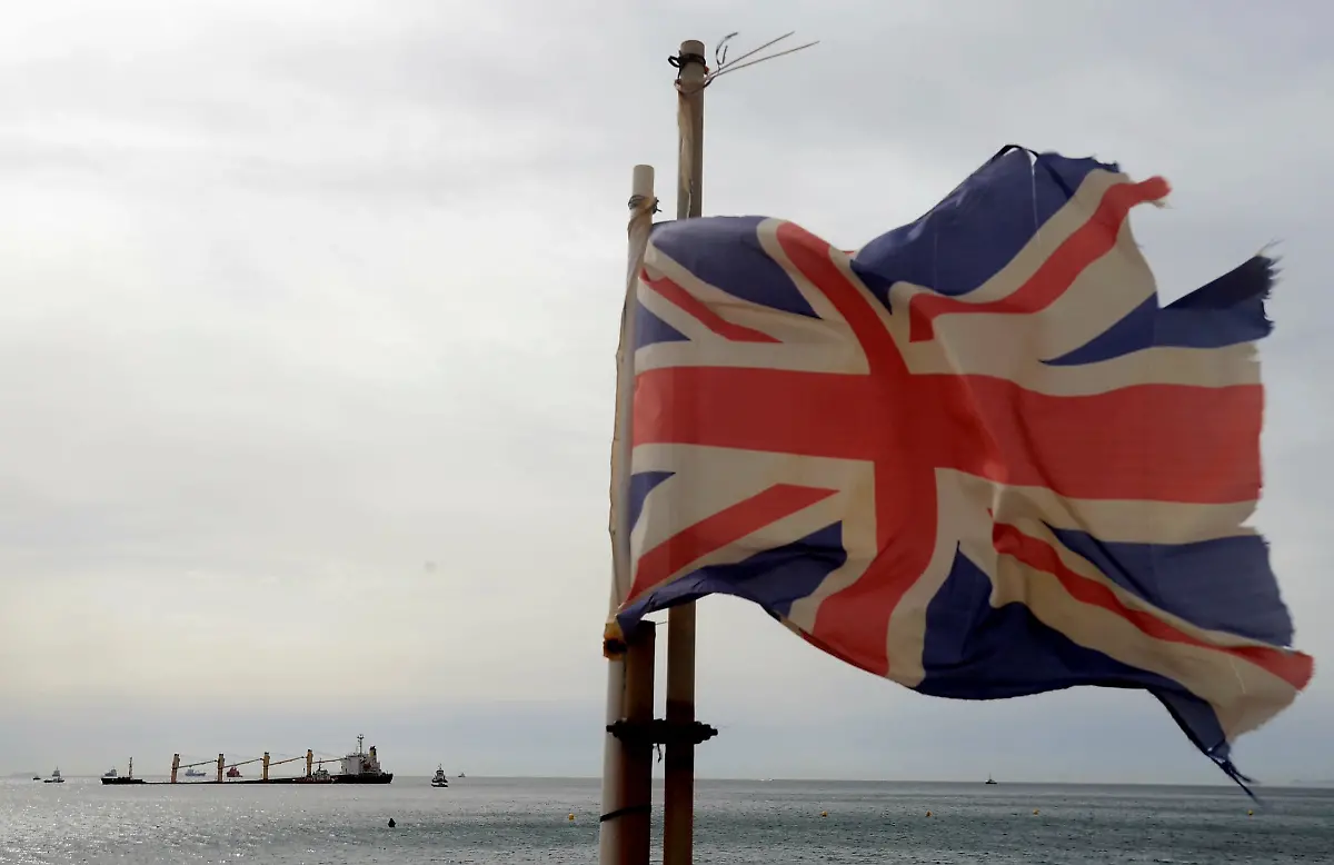 9575061f095bfb4440a4abd4c397bdb0