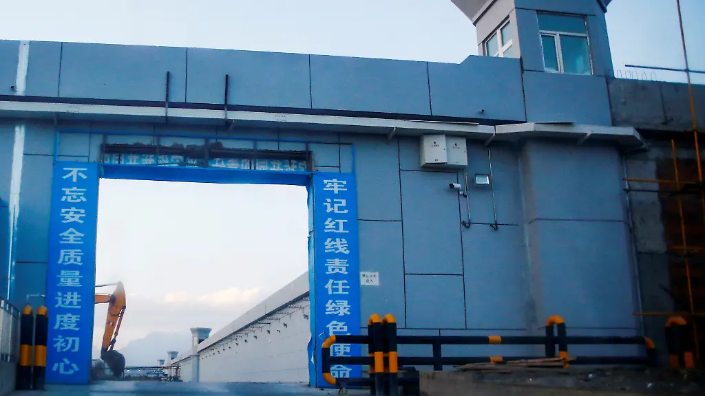 2021-03-17T000000Z-1789676130-RC2YCM9VFD22-RTRMADP-3-EU-CHINA-SANCTIONS