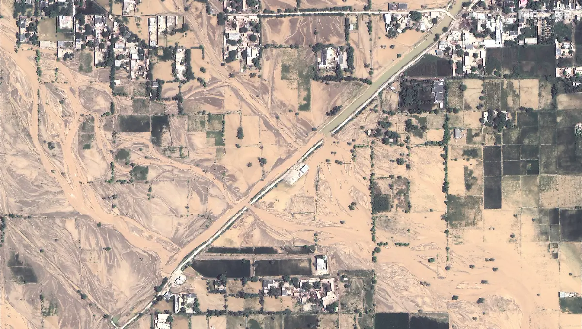 2022-08-30T182845Z-1421812569-RC2Y6W9UTRSV-RTRMADP-3-PAKISTAN-WEATHER