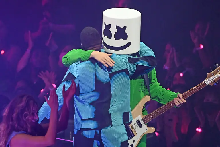 perf-Khalid-Marshmello