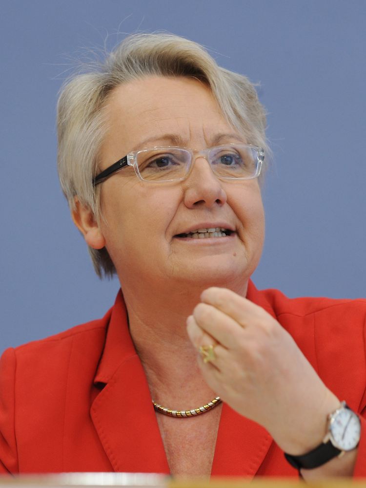 "Ich schäme mich nicht nur heimlich": Forschungsministerin Annette Schavan.